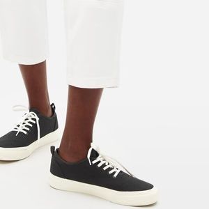 Everlane The Forever Sneaker NWOT (Size 8)